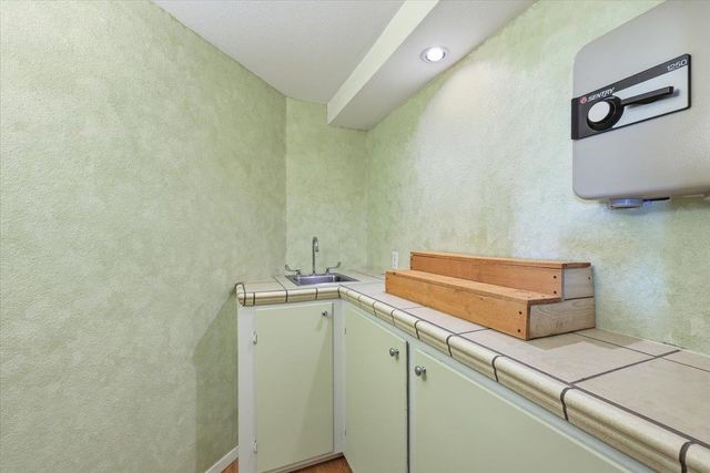 5320 W Woodview Ct, Spokane, WA 99208