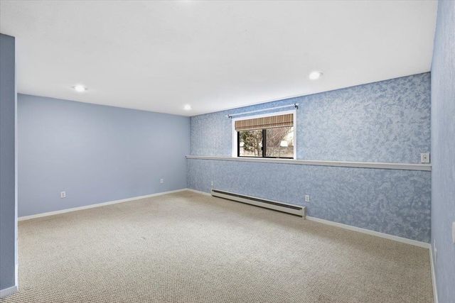 5320 W Woodview Ct, Spokane, WA 99208