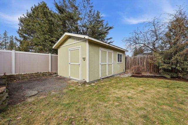 5320 W Woodview Ct, Spokane, WA 99208