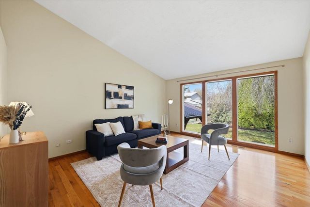 5320 W Woodview Ct, Spokane, WA 99208