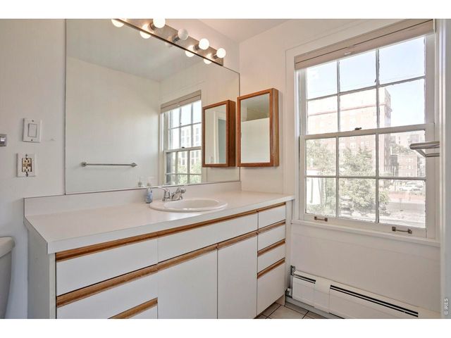 960 N Sherman St 3E, Denver, CO 80203