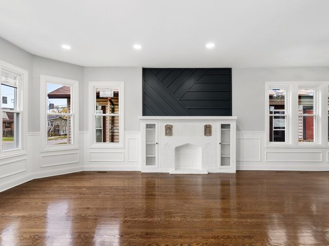 1205 W 97th Street, Chicago, IL 60643