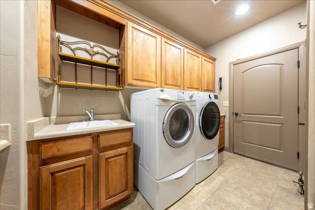 1112 W SAPPHIRE, Diamond Valley, UT 84770