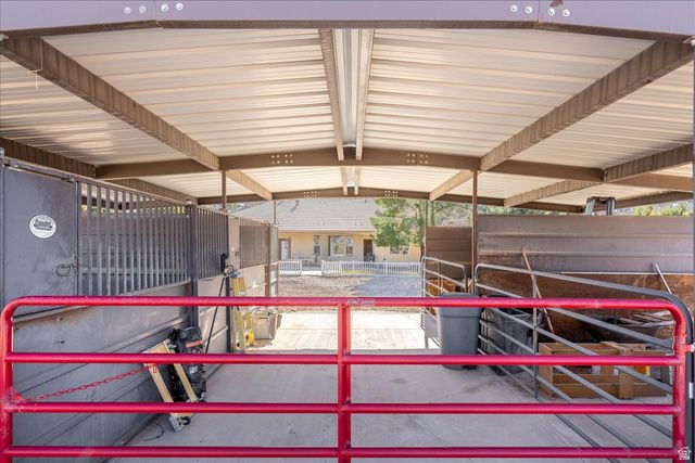 1112 W SAPPHIRE, Diamond Valley, UT 84770