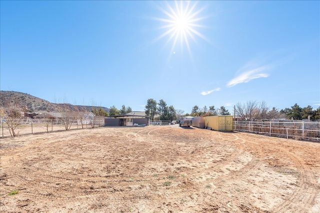 1112 W SAPPHIRE, Diamond Valley, UT 84770