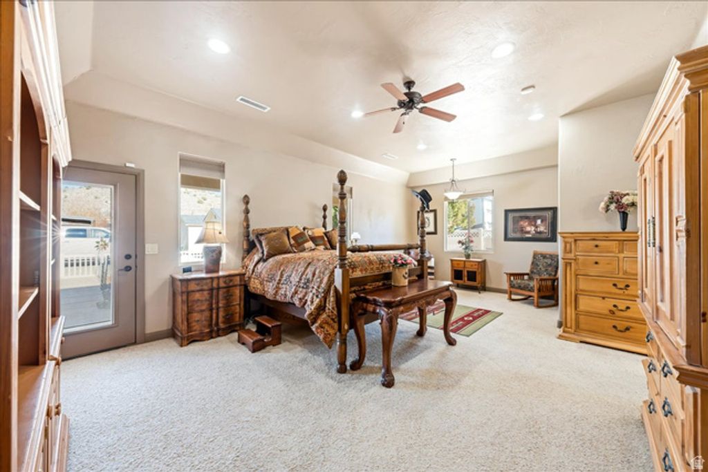Image 23 of property listing at 1112 W SAPPHIRE, Diamond Valley, UT 84770