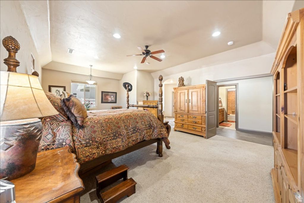 Image 24 of property listing at 1112 W SAPPHIRE, Diamond Valley, UT 84770