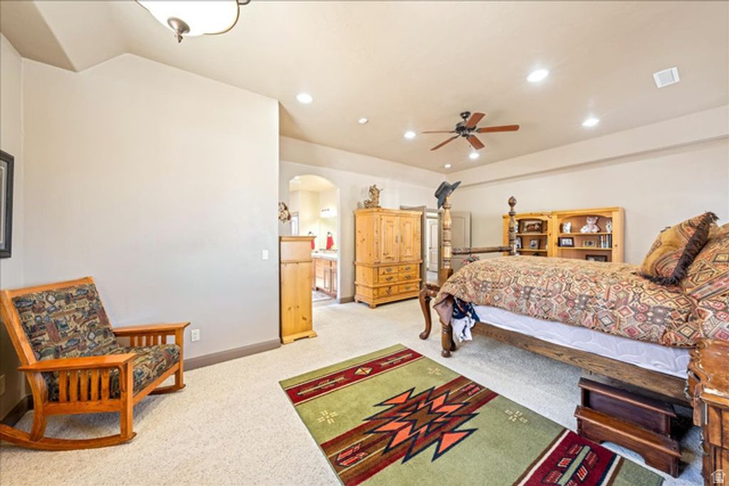 Image 26 of property listing at 1112 W SAPPHIRE, Diamond Valley, UT 84770