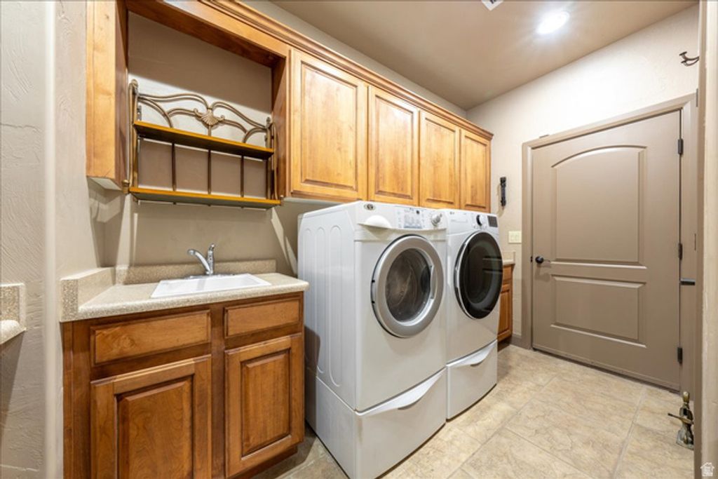 Image 47 of property listing at 1112 W SAPPHIRE, Diamond Valley, UT 84770