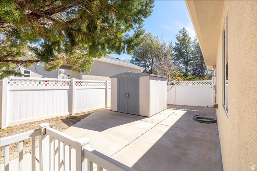 Image 62 of property listing at 1112 W SAPPHIRE, Diamond Valley, UT 84770