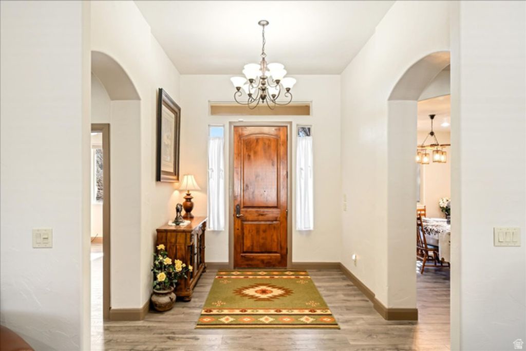Image 9 of property listing at 1112 W SAPPHIRE, Diamond Valley, UT 84770