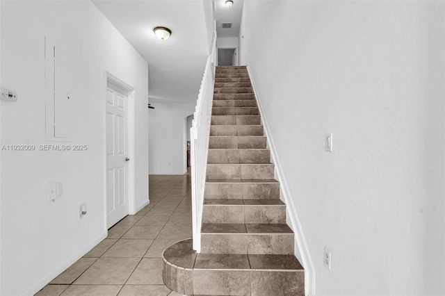 21205 NW 14 PL 819, Miami Gardens, FL 33169