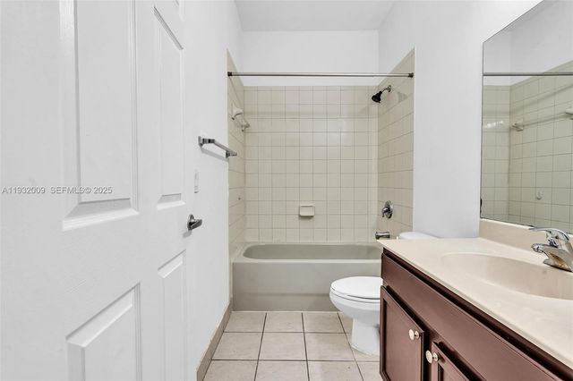 21205 NW 14 PL 819, Miami Gardens, FL 33169