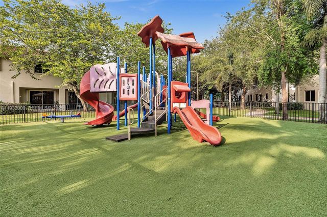 21205 NW 14 PL 819, Miami Gardens, FL 33169