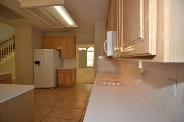 15307 Amesbury Lane, Sugar Land, TX 77478