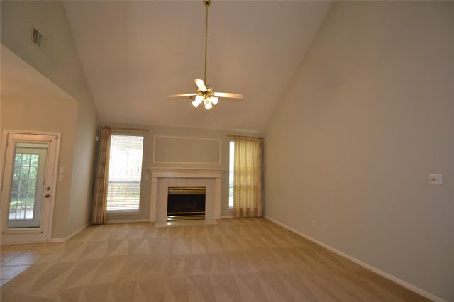 15307 Amesbury Lane, Sugar Land, TX 77478