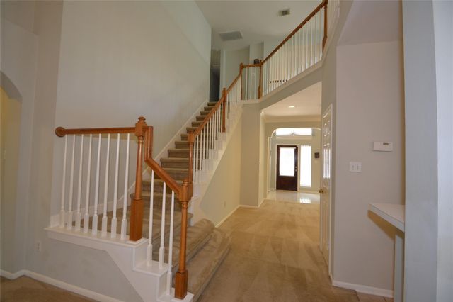 15307 Amesbury Lane, Sugar Land, TX 77478