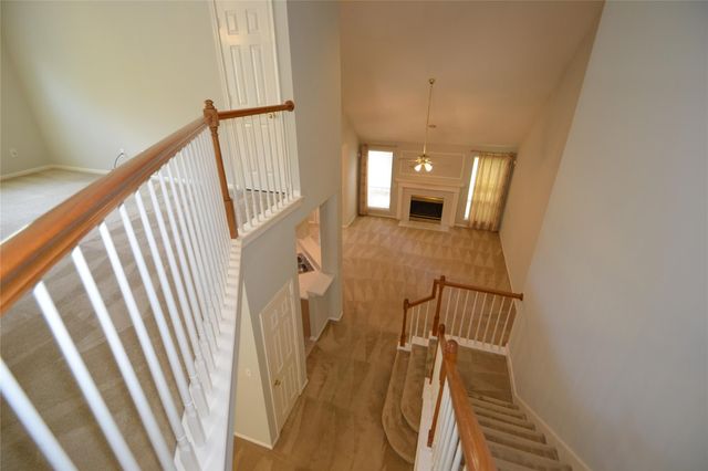 15307 Amesbury Lane, Sugar Land, TX 77478