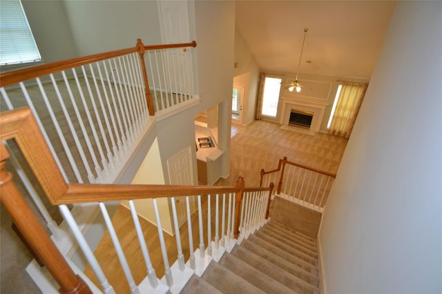 15307 Amesbury Lane, Sugar Land, TX 77478