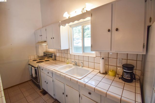 21881 Phoenix Lake Rd, Sonora, CA 95370