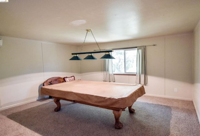 21881 Phoenix Lake Rd, Sonora, CA 95370