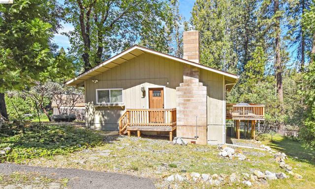 21881 Phoenix Lake Rd, Sonora, CA 95370