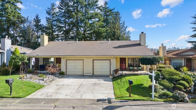 24504 13th Avenue S, Des Moines, WA 98198