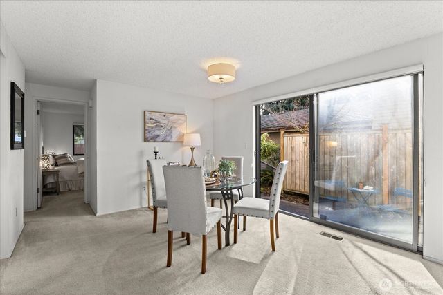 24504 13th Avenue S, Des Moines, WA 98198