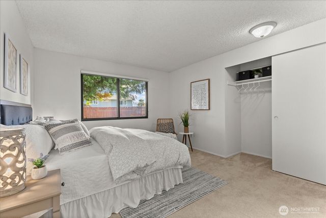 24504 13th Avenue S, Des Moines, WA 98198