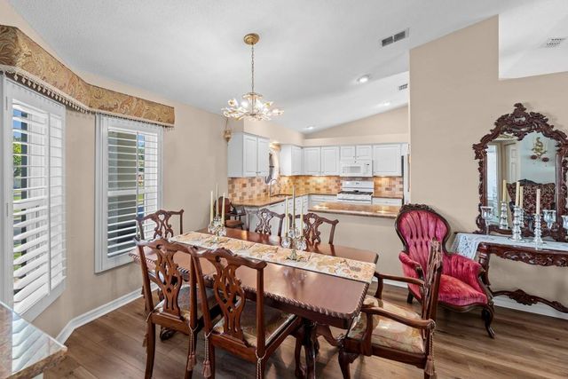 6323 SILVER LAKES DRIVE E, Lakeland, FL 33810