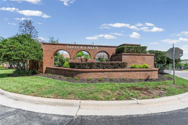 6323 SILVER LAKES DRIVE E, Lakeland, FL 33810