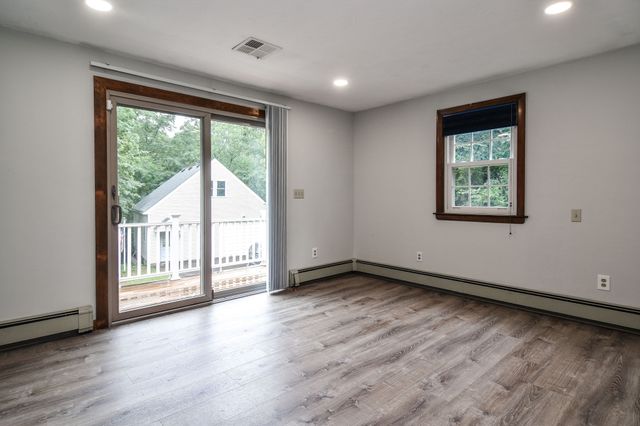 27 Woodland St, Natick, MA 01760