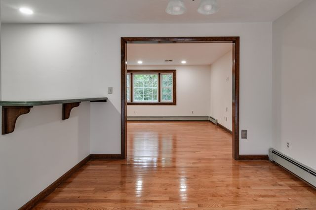 27 Woodland St, Natick, MA 01760