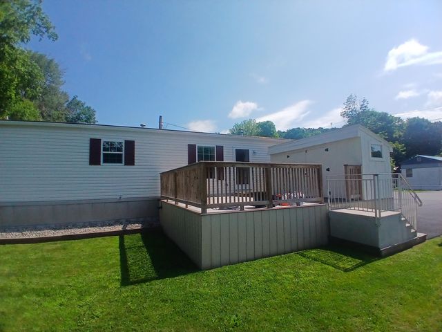 3 Daniels Drive, Enfield, NH 03748