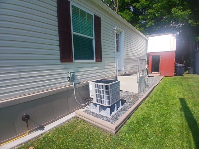 3 Daniels Drive, Enfield, NH 03748