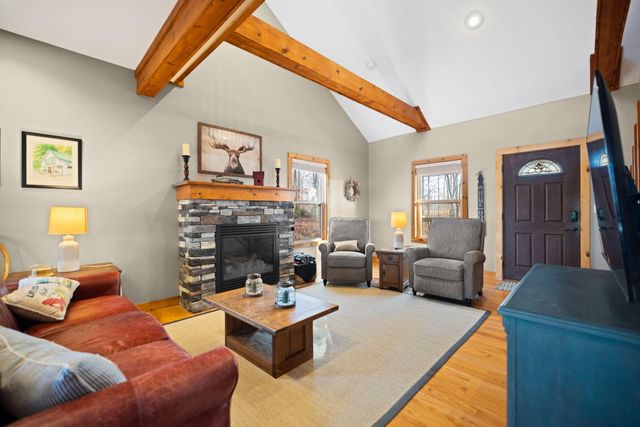 326 Cascade Circle, Russell Springs, KY 42642