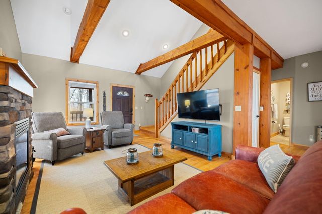 326 Cascade Circle, Russell Springs, KY 42642