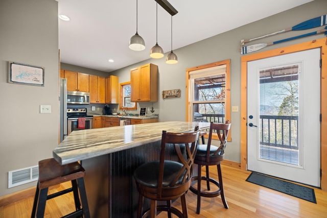 326 Cascade Circle, Russell Springs, KY 42642