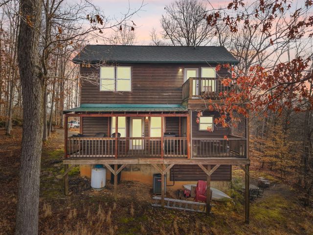 326 Cascade Circle, Russell Springs, KY 42642