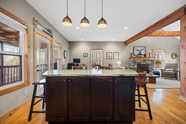 326 Cascade Circle, Russell Springs, KY 42642