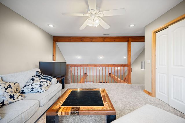 326 Cascade Circle, Russell Springs, KY 42642