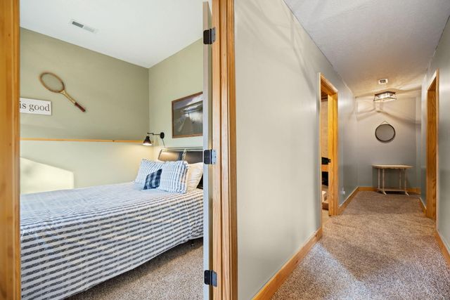 326 Cascade Circle, Russell Springs, KY 42642