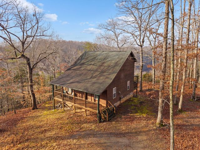 326 Cascade Circle, Russell Springs, KY 42642