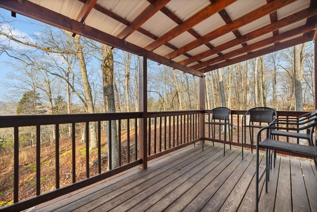 326 Cascade Circle, Russell Springs, KY 42642