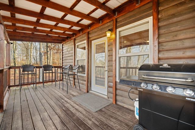 326 Cascade Circle, Russell Springs, KY 42642