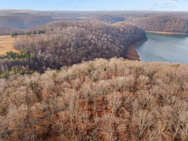 326 Cascade Circle, Russell Springs, KY 42642