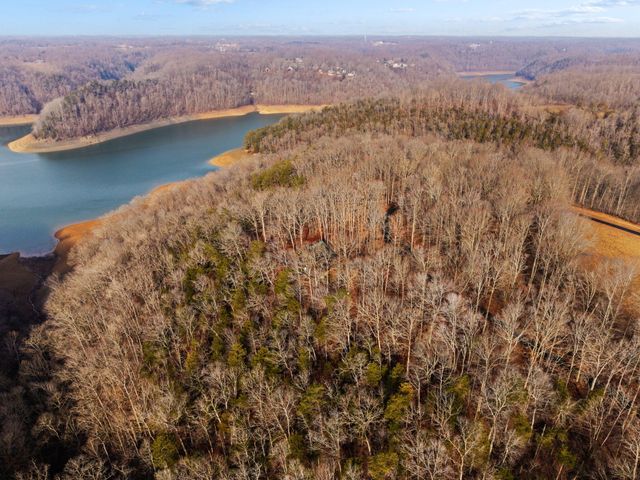 326 Cascade Circle, Russell Springs, KY 42642