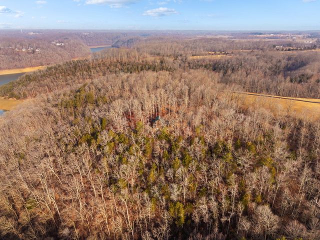 326 Cascade Circle, Russell Springs, KY 42642