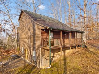 326 Cascade Circle, Russell Springs, KY 42642