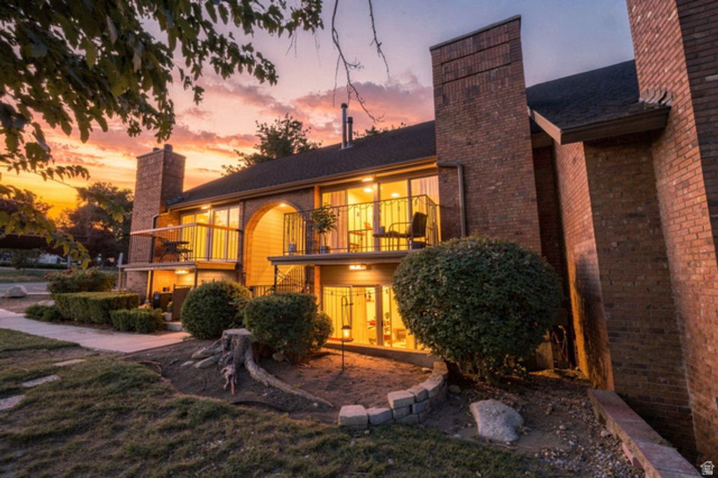 1243 E COTTONWOOD HILLS DR, Sandy, UT 84094 — exterior